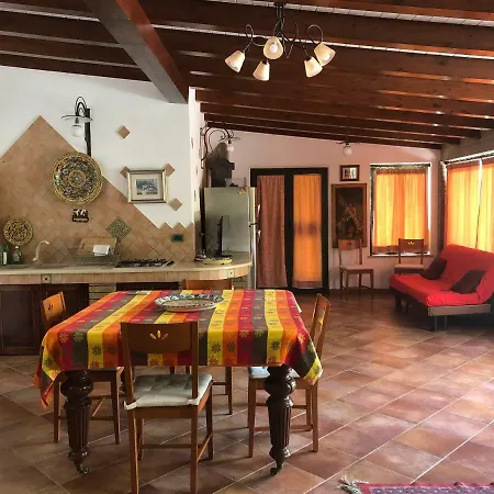 Holiday home Casale Mediterraneo Barcellona-Pozzo di Gotto