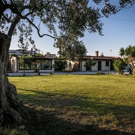 Casale Mediterraneo Holiday home *